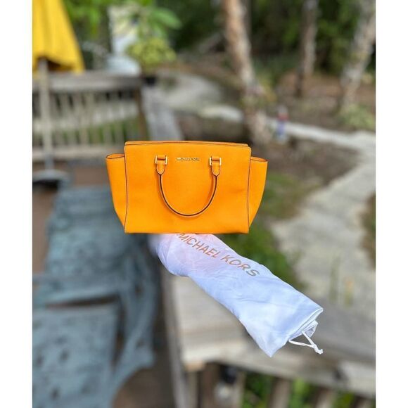 Michael Kors  Selma Medium (Mustard/Merigold) Handbag  3053GLMS7L Medium - Picture 11 of 11